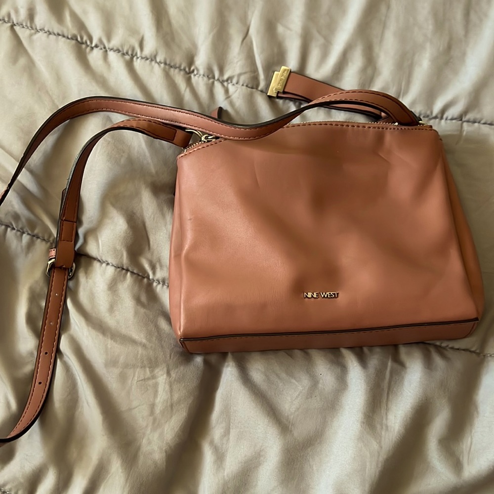 Nine West cross body purse